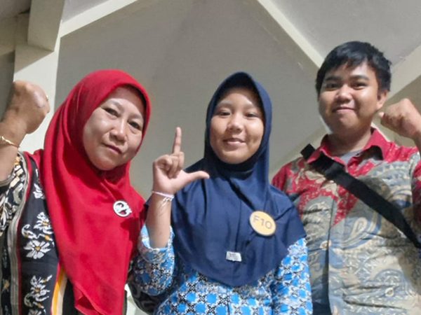 Siswi SMP Fatahillah Raih Juara 2 Lomba Menulis Cerpen Kota Tangerang